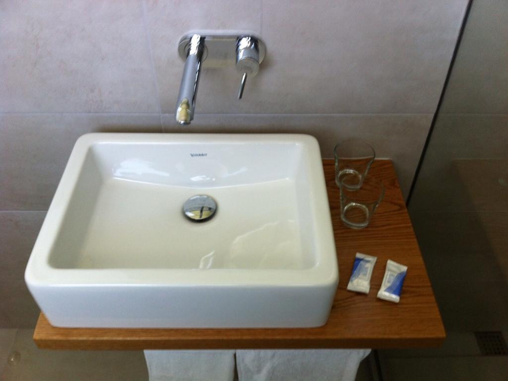 Hostal La Palma Fornells  Ngoại thất bức ảnh