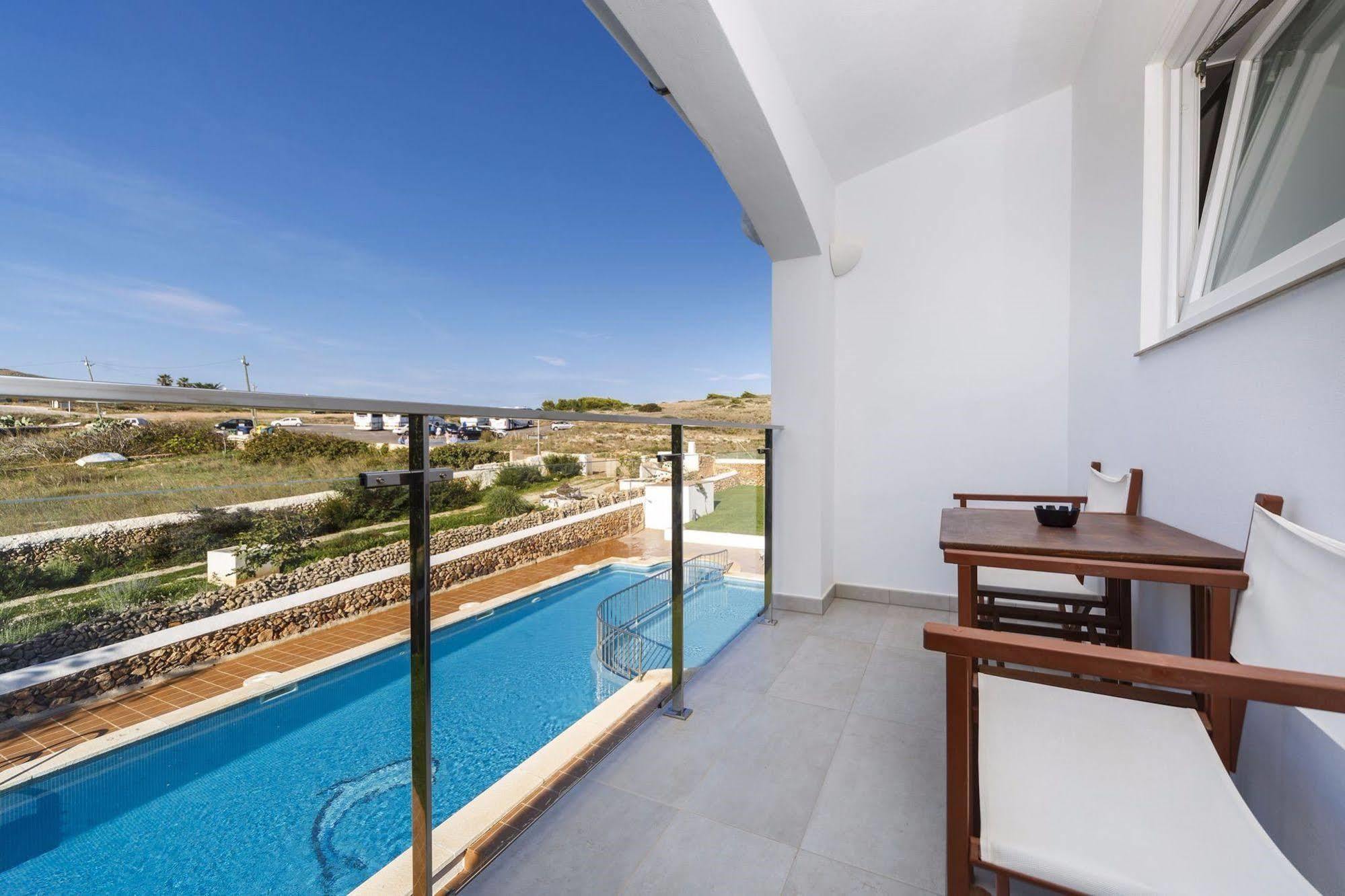 Hostal La Palma Fornells  Ngoại thất bức ảnh