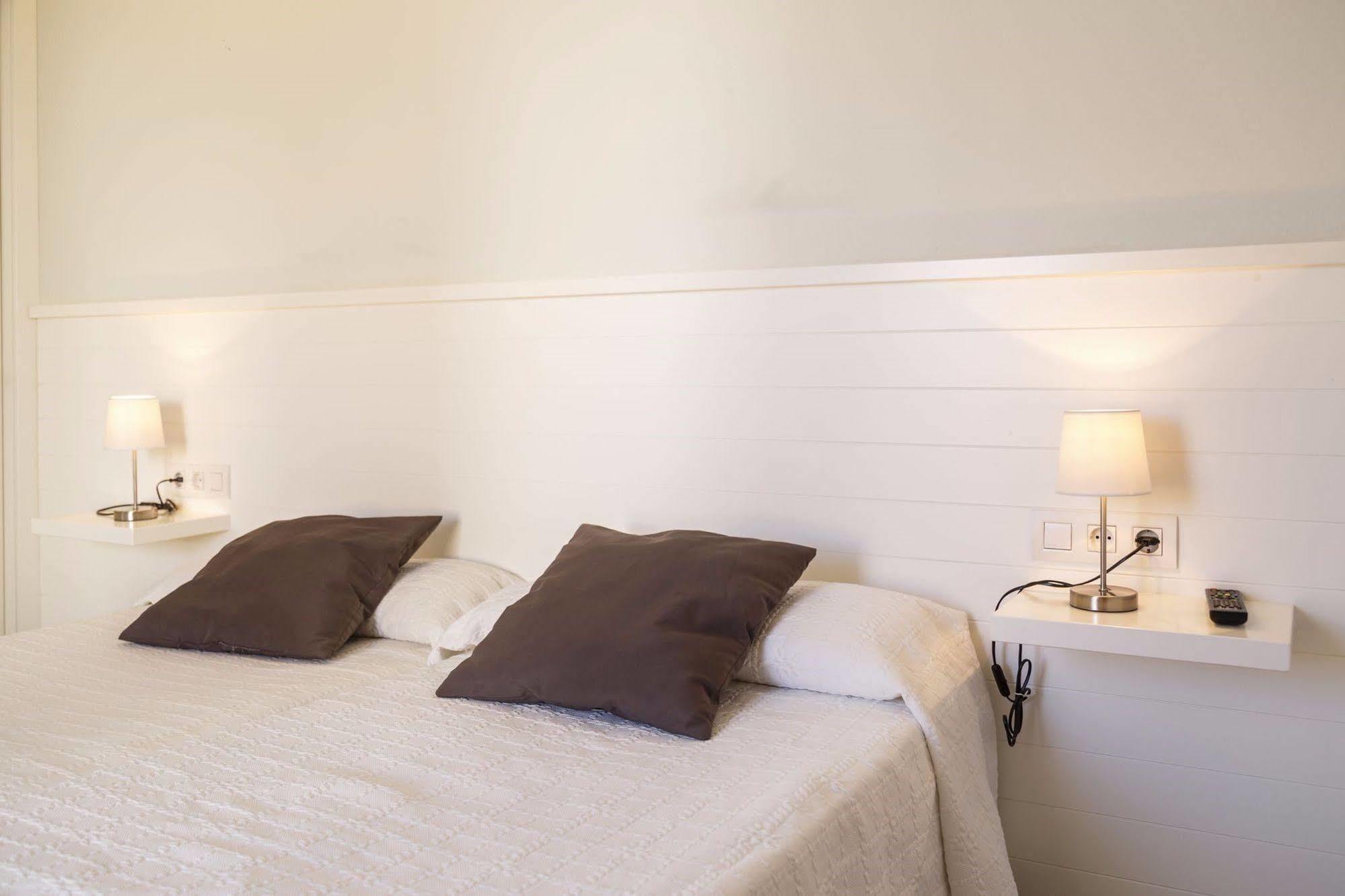 Hostal La Palma Fornells  Ngoại thất bức ảnh